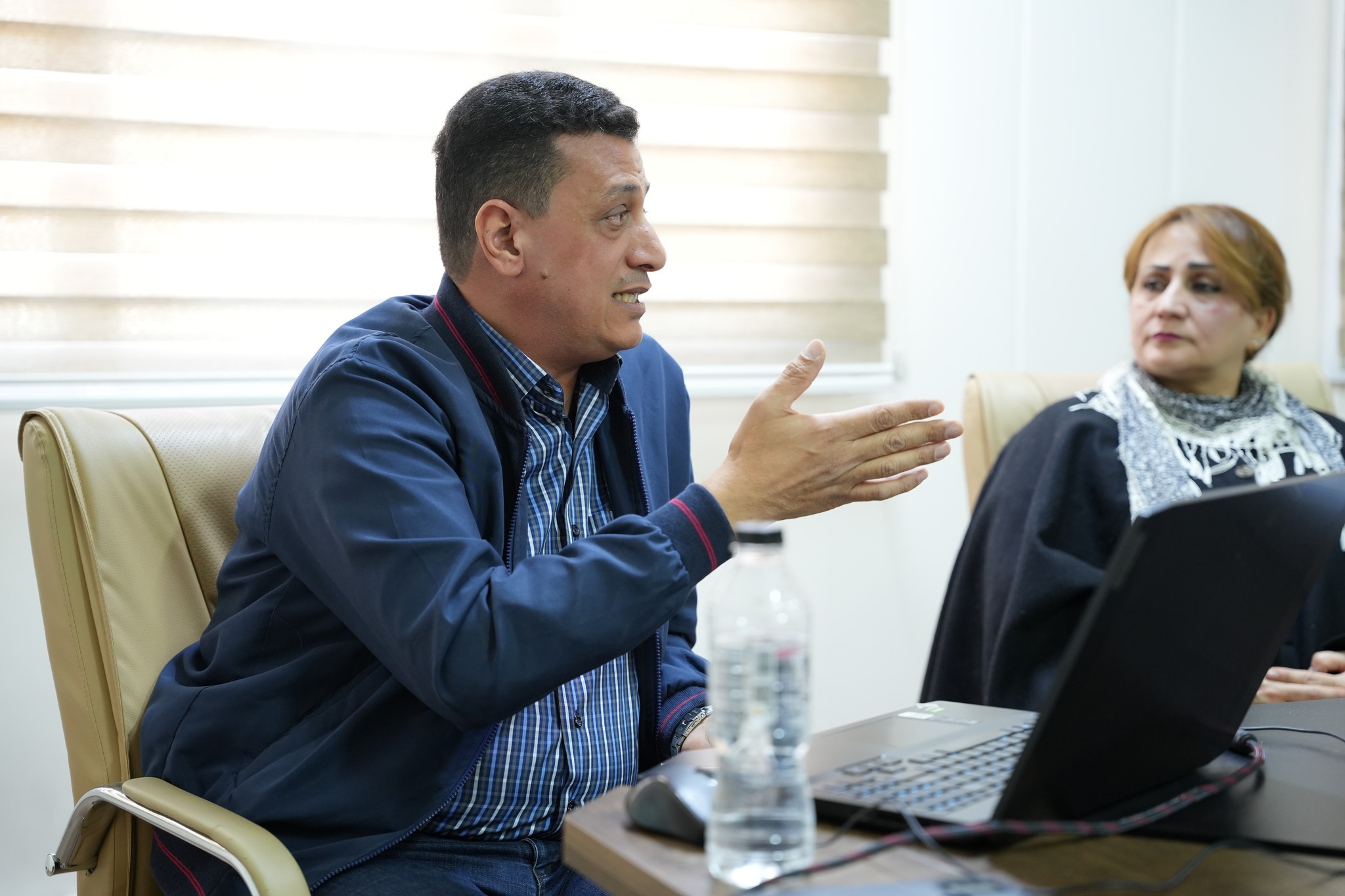 متابعة مستمرة وتنسيق متواصل داخل جامعة أبولونيا للعلوم الطبية (لقطة إضافية)